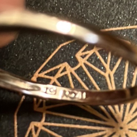 QVC Moissanite 1.45ct 3 stone silver ring size 7 - Picture 12 of 12